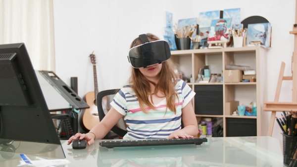 What are the key considerations for designing seamless multiplayer experiences in VR?